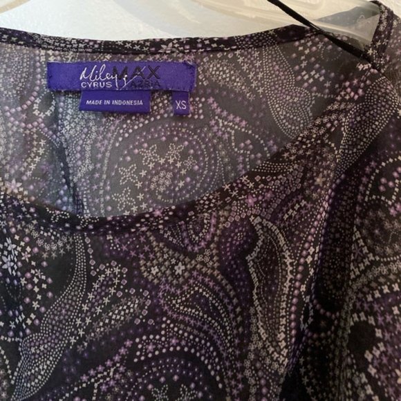 Boho Floral Relaxed Blouse - Picture 2 of 4